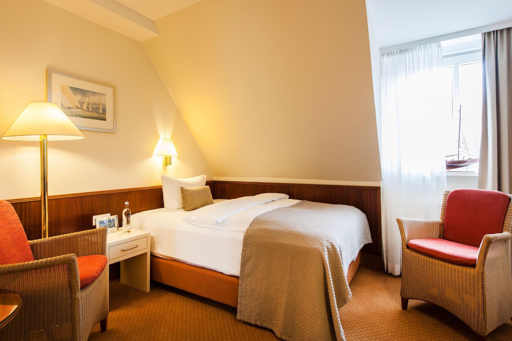 Hotel Birke, Ringhotel Кил Екстериор снимка